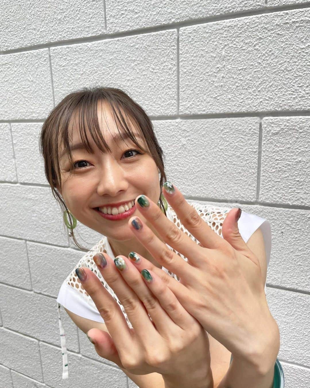 須田亜香里さんのインスタグラム写真 - (須田亜香里Instagram)「衣装とネイルがぴったりでした🥰 今日はテレビもラジオも盛りだくさんです。  9月23日(土) ●テレビ東京13:28〜 #虎ノ門市場  ●テレビ愛知 18:30〜 #愛知あたりまえ  ●テレビ朝日系列20:00〜 #池上彰のニュースそうだったのか  ●MBSラジオ 25:30〜 #ゴチャ15 生放送」9月23日 17時31分 - akarisuda