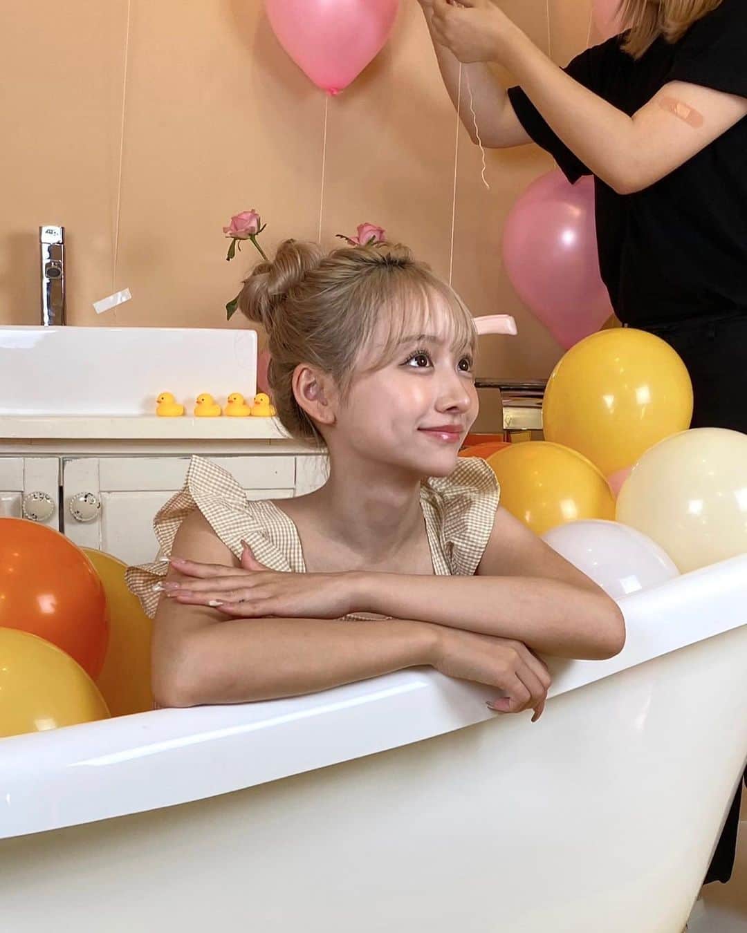 のインスタグラム：「&Honeyの撮影の時のオフショ？🧸🍯💛ノーマルカメラです🙄🙄」