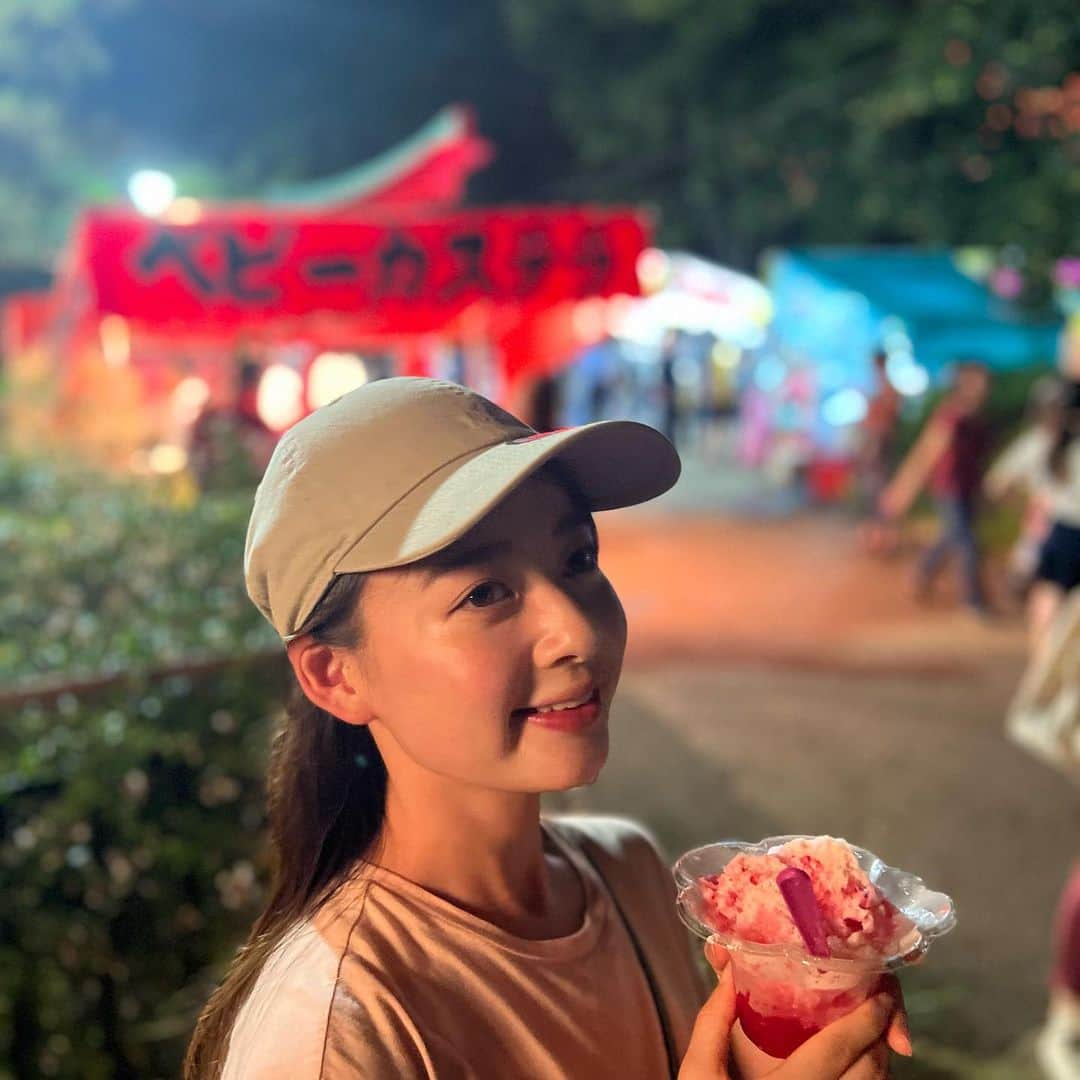 中城あすかのインスタグラム：「気温も秋になってきましたね〜🍂 今年の夏は色々なお祭りに行きました🏮  コロナ禍でずっと中止だったから今年は再開して良かった✨  しかし何回行ったのやら。笑  #夏の思い出  #夏の終わり #お祭り #夏祭り」