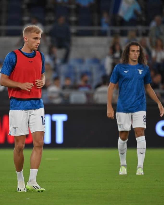 SSラツィオのインスタグラム：「🔥  Getting ready for starting XI debut  #LazioMonza #CMonEagles 🦅」