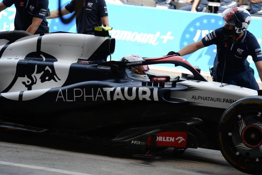 The Japan Timesさんのインスタグラム写真 - (The Japan TimesInstagram)「In welcome news for Japanese @F1 fans, Yuki Tsunoda's (@yukitsunoda0511) return to the grid for the 2024 season was confirmed by his @alphataurif1 team on Saturday, one day before he contests his home #JapaneseGP at Suzuka Circuit in Mie Prefecture.  The Japan Times was given a peek into the #AlphaTauri garage during Saturday's practice session as Tsunoda prepared for afternoon qualifying.  📸 @dokool  #f1 #yukitsunoda #角田裕毅 #formulaone」9月23日 19時40分 - thejapantimes