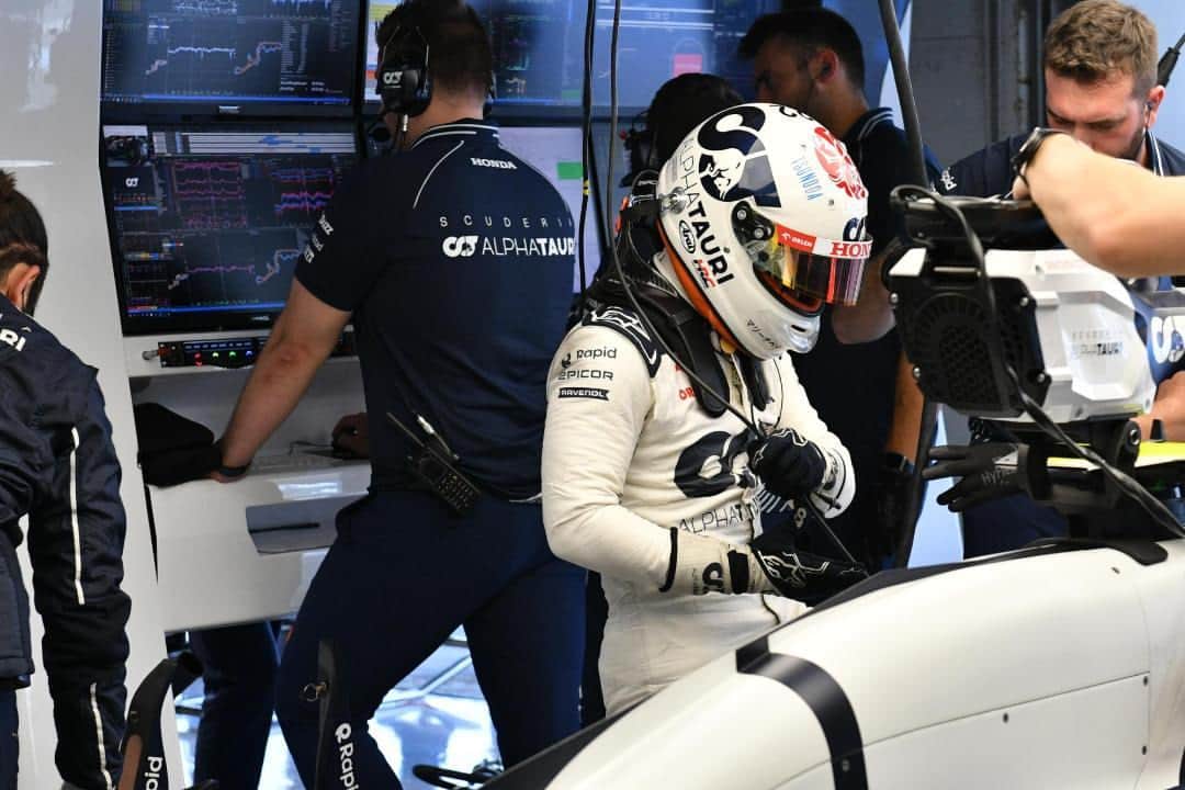 The Japan Timesさんのインスタグラム写真 - (The Japan TimesInstagram)「In welcome news for Japanese @F1 fans, Yuki Tsunoda's (@yukitsunoda0511) return to the grid for the 2024 season was confirmed by his @alphataurif1 team on Saturday, one day before he contests his home #JapaneseGP at Suzuka Circuit in Mie Prefecture.  The Japan Times was given a peek into the #AlphaTauri garage during Saturday's practice session as Tsunoda prepared for afternoon qualifying.  📸 @dokool  #f1 #yukitsunoda #角田裕毅 #formulaone」9月23日 19時40分 - thejapantimes