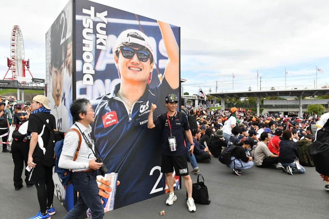 The Japan Timesさんのインスタグラム写真 - (The Japan TimesInstagram)「In welcome news for Japanese @F1 fans, Yuki Tsunoda's (@yukitsunoda0511) return to the grid for the 2024 season was confirmed by his @alphataurif1 team on Saturday, one day before he contests his home #JapaneseGP at Suzuka Circuit in Mie Prefecture.  The Japan Times was given a peek into the #AlphaTauri garage during Saturday's practice session as Tsunoda prepared for afternoon qualifying.  📸 @dokool  #f1 #yukitsunoda #角田裕毅 #formulaone」9月23日 19時40分 - thejapantimes