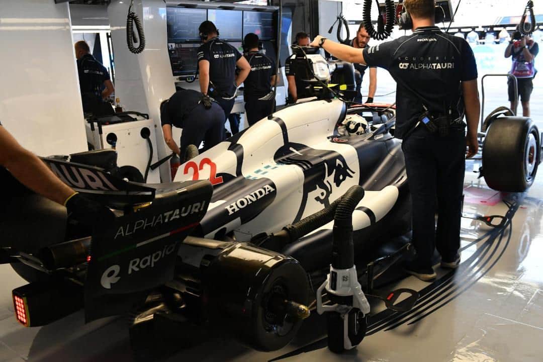 The Japan Timesさんのインスタグラム写真 - (The Japan TimesInstagram)「In welcome news for Japanese @F1 fans, Yuki Tsunoda's (@yukitsunoda0511) return to the grid for the 2024 season was confirmed by his @alphataurif1 team on Saturday, one day before he contests his home #JapaneseGP at Suzuka Circuit in Mie Prefecture.  The Japan Times was given a peek into the #AlphaTauri garage during Saturday's practice session as Tsunoda prepared for afternoon qualifying.  📸 @dokool  #f1 #yukitsunoda #角田裕毅 #formulaone」9月23日 19時40分 - thejapantimes