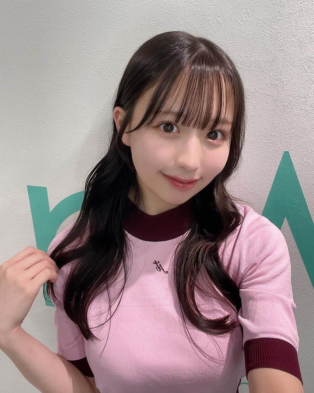 柳川みあのインスタグラム：「美容室いってきたよ～🎀 顔周りすっきり～さらさら～⭐️ 髪の毛は伸ばそうと思ってるの👶🏻  ひらさん、とうふちゃん今日もありがとうございました🐶！」