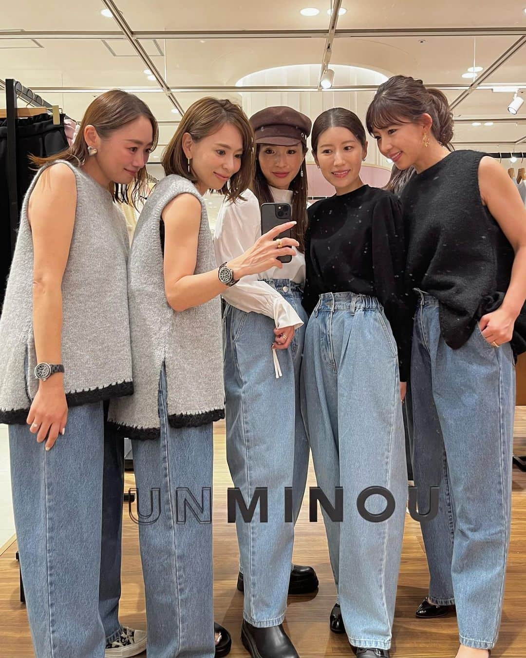 aachann7さんのインスタグラム写真 - (aachann7Instagram)「. 久々にデニム👖  お友達みんなが気に入ってお揃いに！  @unminouofficial #156cm」9月23日 19時53分 - aachann7