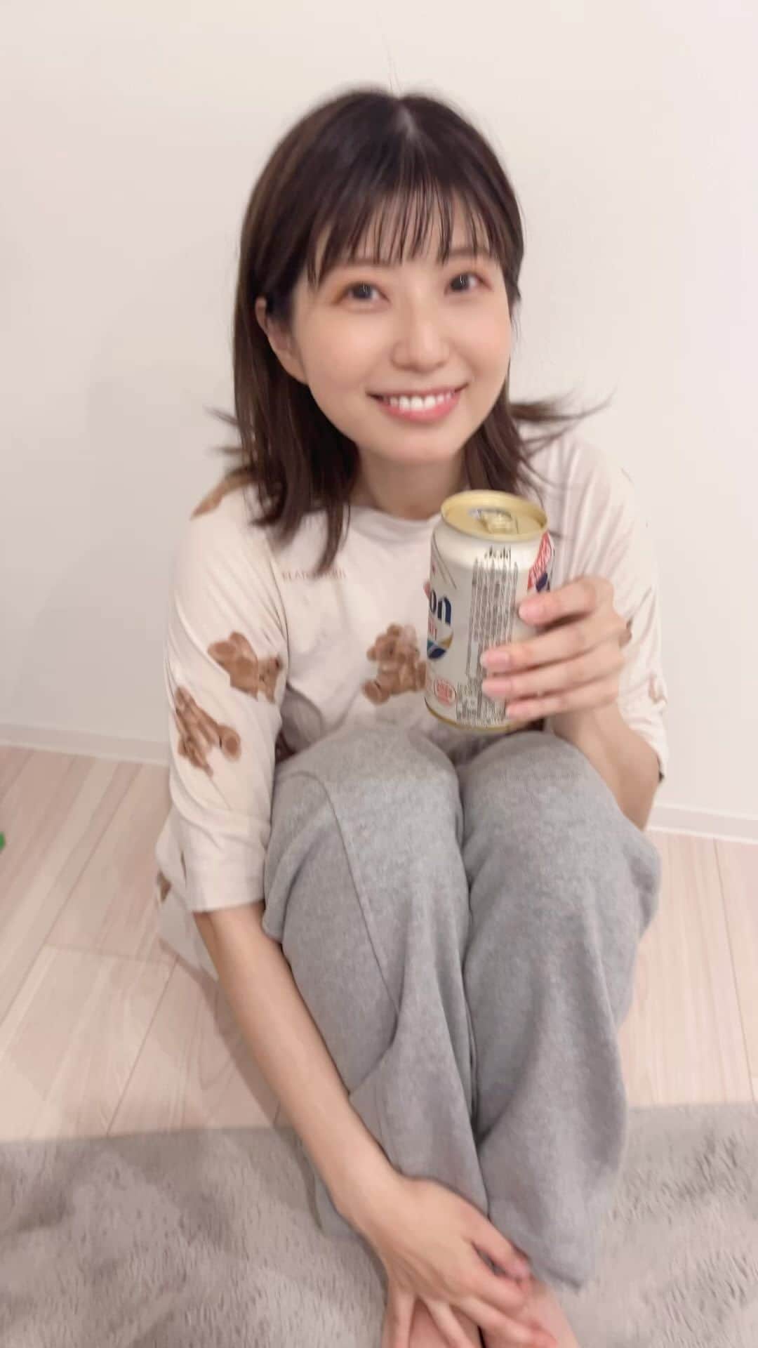 天野麻菜のインスタグラム：「ビール女子。3609」