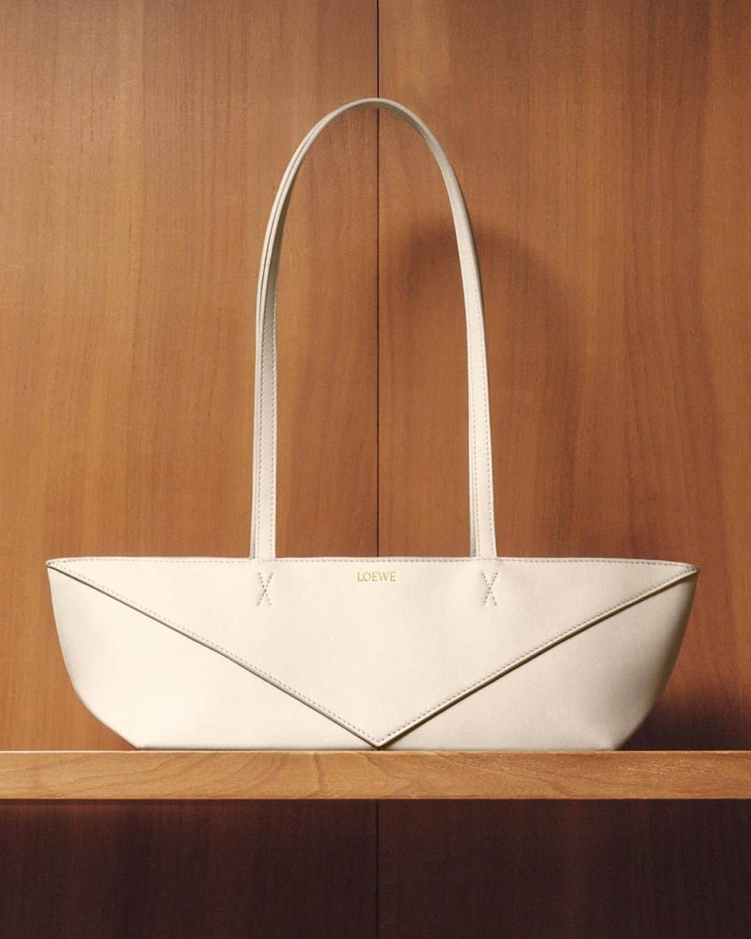 Loeweのインスタグラム