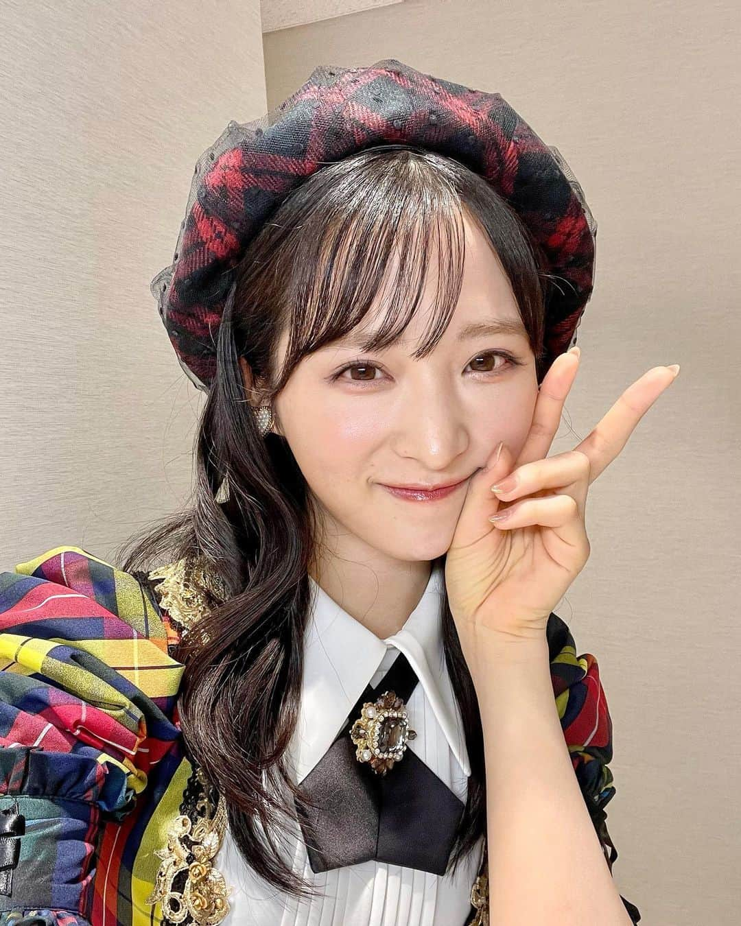 小栗有以さんのインスタグラム写真 - (小栗有以Instagram)「皆さんはAKB衣装は どの衣装が好きですか〜？☺︎♡  #オサレカンパニー  #AKB48」9月23日 20時07分 - yuioguri_1226