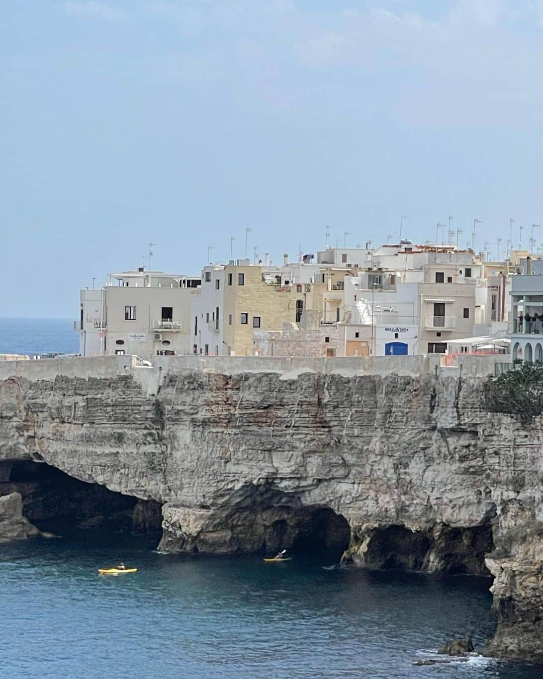 デレク ラムさんのインスタグラム写真 - (デレク ラムInstagram)「The little pink house….#heavenly #puglia」9月23日 20時09分 - thedereklam