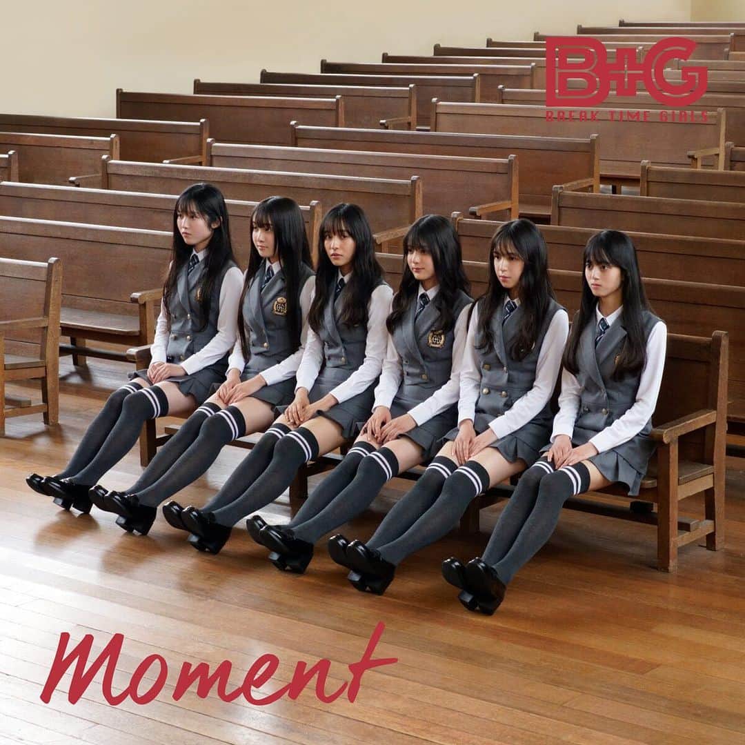 YUU for YOUのインスタグラム：「【WORKS】2023/9/24 Release BREAK TIME GIRLS 1st full ALBUM 「Moment」収録 ⁡ 「Chewing gum」 ⁡ 編曲で携わらせていただいていますー！✨🍬 ⁡ 作詞：FanFan 作曲：Masaki Iehara / Yu-ki Kokubo / YHANAEL 編曲：YUU for YOU ⁡ #Moment #BREAKTIMEGIRLS #BtG #ブレイクタイムガールズ」