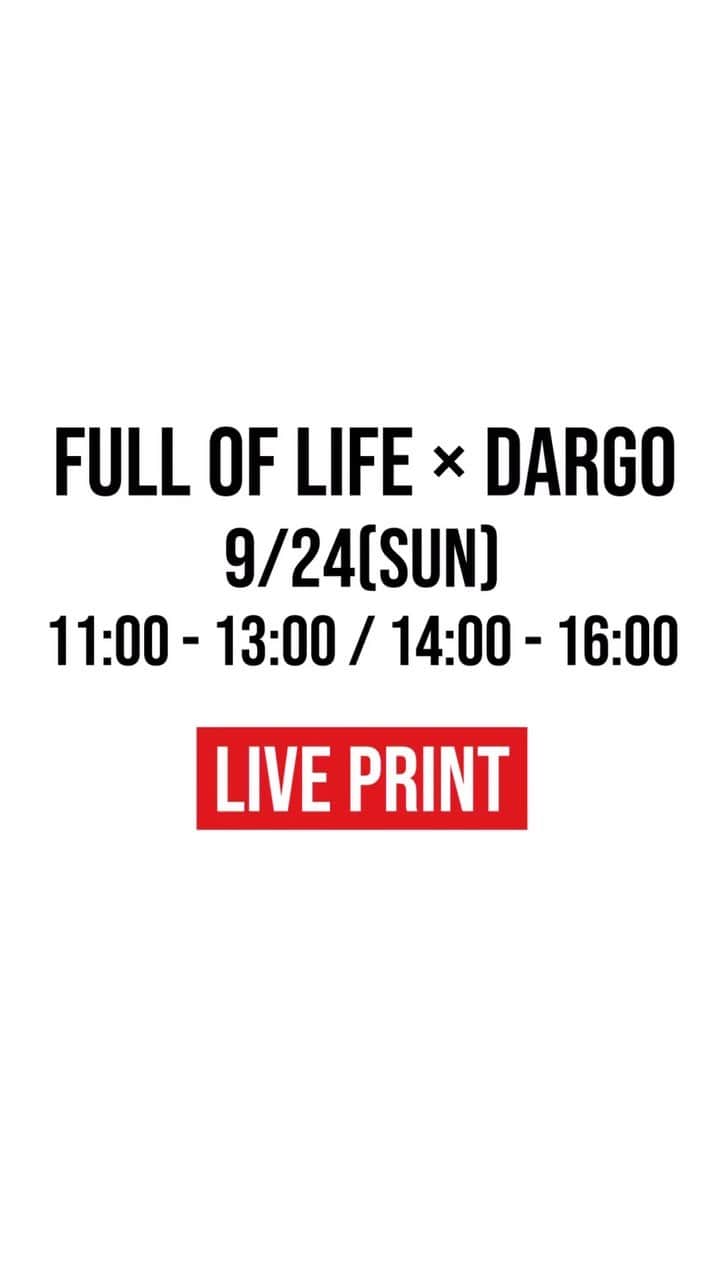 DARGO T-shirt &Sign Artのインスタグラム：「【EVENT INFO.】 9月24日（日） 限定開催！当日のみの版をご用意！ シルクスクリーン生刷り[ライブプリント]会‼️ ※刷りたい物の持ち込み可 　 ⚠️9/24(日) すべて御予約にて埋まりました！  午前（11時〜13時ごろ） 午後（14時〜16時ごろ）の２部制 ※ 1日でご対応できる組数に限界があります。 　 ＜先着予約優先制＞ ※ご希望の方は @full_of_life_camper までDM✉️または、メールにて一度お問い合わせください。  埋まり次第、締め切りです。 こちらで振り分けを行い、時間調整のご連絡致します。先着で埋まった時間帯はご案内出来ませんのでご了承ください。  １刷 3000円。追加刷 ＋1000円/回 ⚠️現金のみです‼︎ 　 プリントしてみたいキャンプグッズをお持ち込みください！ (例:木製テーブル、ポリコットン製のテントなど) 　 正直、プリント不可能なアイテムも場合によってございます。 が、グッズは無数に存在するため具体的なNGアイテムが指定しづらいんです😅 　 ですのでとりあえずお持ち込みいただいて、 一緒にヒアリングしながら楽しくプリントできることを目指していきます！ 　 まだまだ暑いので 涼しい格好でいらしてください😊👍  ◽️◼️ ◽️◼️ ◽️◼️ ◽️◼️ 2015年から熊本から発信するアメカジマインドを根幹に手刷りにこだわったシルクスクリーンのT-shirtを手掛ける熊本発ブランド。 　 今回、シルクスクリーンプリントのプロ Dargo による目の前でライブプリント(生刷り)会を当店のデッキ周辺にて開催‼️ 　 今回、初出しのオリジナルデザインも出す予定です！ 衣類はもちろん、木製テーブルなどお持ちのものに刷るだけで、また一段と違った雰囲気に✨ . 週を分けて2日間開催しますので(9/18, 9/24) ぜひお問い合わせお待ちしております🙌 　 　 　  #熊本市南区 #キャンプ #焚火好きな人と繋がりたい #キャンプ好きな方と繋がりたい #アウトドア #キャンプ用品 #熊本アウトドア #OutdoorLifeStyle #キャンプグッズ　#アウトドアウェア #セレクトショップ　#熊本 #熊本ショップ #フルオブライフ #自然を愛するすべての人 #camp」