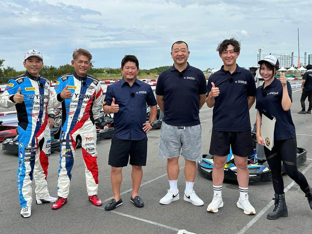 岩田亜矢那さんのインスタグラム写真 - (岩田亜矢那Instagram)「21:00スポーツバラエティ　ＹＺレーシング この番組は「ＹＺ　レーシング」がお届けする、スポーツの魅力を最大限に引き出し、楽しさと笑いを提供するスポーツバラエティーです。 第1回の放送は‼️ 9/24 21時　サンテレビ オンエア ↓ 《出演者》 ＭＡＸ　ＯＲＩＤ 加納政樹 ＴＫＯ木下 今成亮太 片野田洋介 岩田亜矢那 《番組内容》 第１回目はスポーツカート対決！ ゲストは、ＹＺ　ＲＡＣＩＮＧ　ｗｉｔｈ　ＢＭＷ　Ｍ　Ｔｅａｍ　ＳｔｕｄｉｅのドライバーでもあるＭＡＸ　ＯＲＩＤＯ選手と加納正樹選手！そして元阪神タイガース選手、 今成亮太、元芸人？？のＴＫＯ木下が登場！！ 《番組内容２》 ＭＡＸ　ＯＲＩＤＯ選手、加納正樹選手は、今年６月から開催されたＦａｎａｔｅｃ　ＧＴ　Ｗｏｒｌｄ　Ｃｈａｌｌｅｎｇｅ　Ａｓｉａ　Ｊａｐａｎ　ｃｕｐ　ＧＴ４クラスに参戦。  アジア初となるＢＭＷ　Ｍ４　ＧＴ４に乗り、 見事シリーズチャンピオンに輝いた。  シリーズチャンピオンとド素人２人のスポーツカート対決を見逃すな！  #yzone #bwm #BMW専門店ワイズワン #スポーツバラエティ #スポーツバラエティyzレーシング #カート #スポーツカート #対決 #ＭＡＸＯＲＩＤ　#織戸学 #加納政樹 #ＴＫＯ木下 #今成亮太 #片野田洋介 #岩田亜矢那 #lalasweet #ララスウィート」9月23日 21時06分 - ayana1113