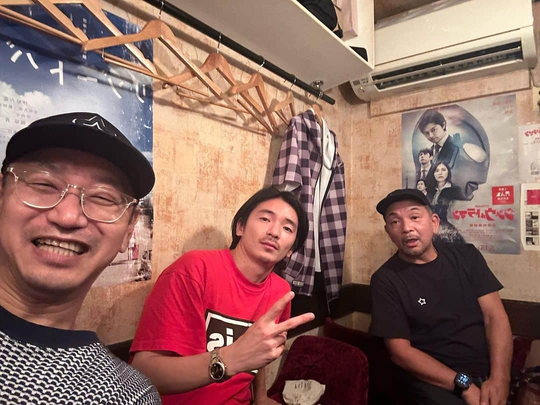 島津健太郎さんのインスタグラム写真 - (島津健太郎Instagram)「ヒデさん、ご馳走様でした！ 楽しすぎて飲み過ぎました💦 #中野英雄 #福地展成」9月23日 21時24分 - k_super_xtreme