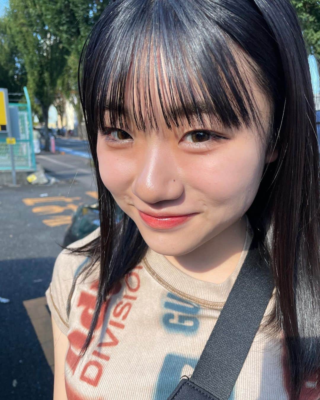 atukiyoのインスタグラム：「今日も朝から撮影頑張りました！ 明日は買い出し！！  早く寝て早く行動するぞー！！  寝起きがくっそ悪いろこさん、、、明日はスッキリ起きてね🙏  _ _ _ _ _ _ _ _ _ _ _ _ _ _ _ _ _   ◽️YouTube◽️ ろこまこあこチャンネル ▶︎月、水、金曜日　17時〜 ▶︎ショート　16時〜  ろこチャンネル ▶︎木曜日　17時〜  ライブ配信 ▶︎火曜日　17時半〜  ◽️TikTok◽️ ろこまこあこ ▶︎ atukiyo0311 ろこ（母管理）▶︎ rocoz.0517rma  ◽️Instagram◽️ ろこ（母管理）▶︎ @rocoroco0517 まこ（母管理）▶︎ @macomacomacorun  あこ（母管理）▶︎ @acoacoaconz  _ _ _ _ _ _ _ _ _ _ _ _ _ _ _ _ _ _  #kidsfashion#三姉妹#youtube#youtuber#ろこまこあこ#キッズコーデ#小学生コーデ#jc2#js6#twins#双子#コーデ#kids」