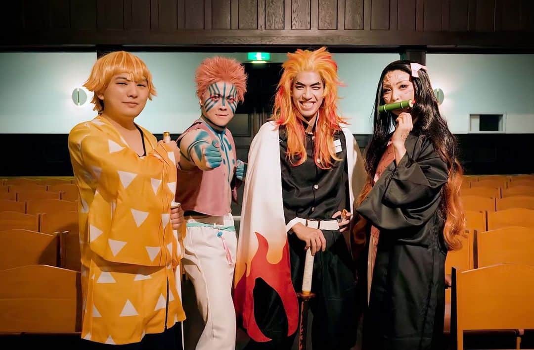まことさんのインスタグラム写真 - (まことInstagram)「映画予告再現テオチーム🔥 (きーちゃんは撮影日別で写真撮れず)  #スカイピース  #スカイチーム #映画予告再現 #鬼滅の刃 #無限列車編 #コスプレ」9月23日 21時51分 - skyteam_makoto