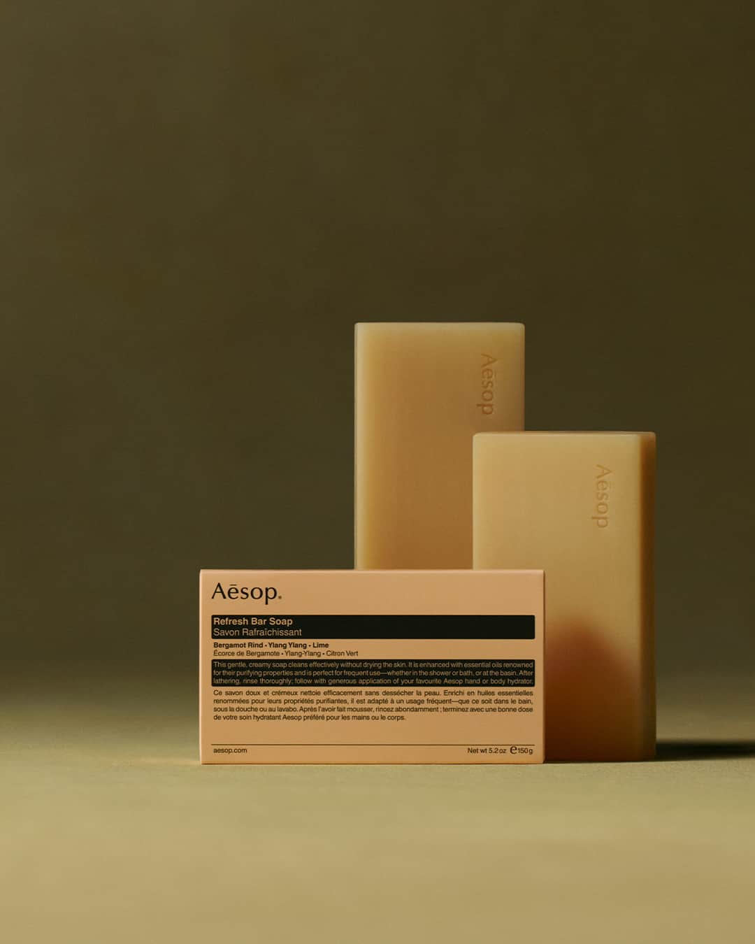 のインスタグラム：「Our Magnum Soapus.  The humble bar soap has been reimagined in three new formats. Nurture offers a mild, non-perturbing cleanse and is particularly suited to drier skin types. Polish gently exfoliates through the inclusion of Grape Seed extract and finely milled Pumice. Refresh offers a thorough and enlivening cleanse.  Explore the range at the link in our bio.」