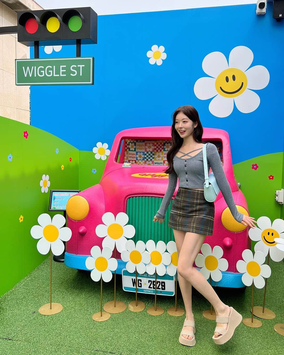 加藤美南さんのインスタグラム写真 - (加藤美南Instagram)「韓国の記念写真たち🇰🇷📸 カロスキルで1番流行ってるらしい「NUDAKE」カフェに行きたかったの大満足🌼🌼  #韓国　#韓国旅行 #韓国カフェ #nudake #soul」9月23日 22時15分 - minamikato_0115