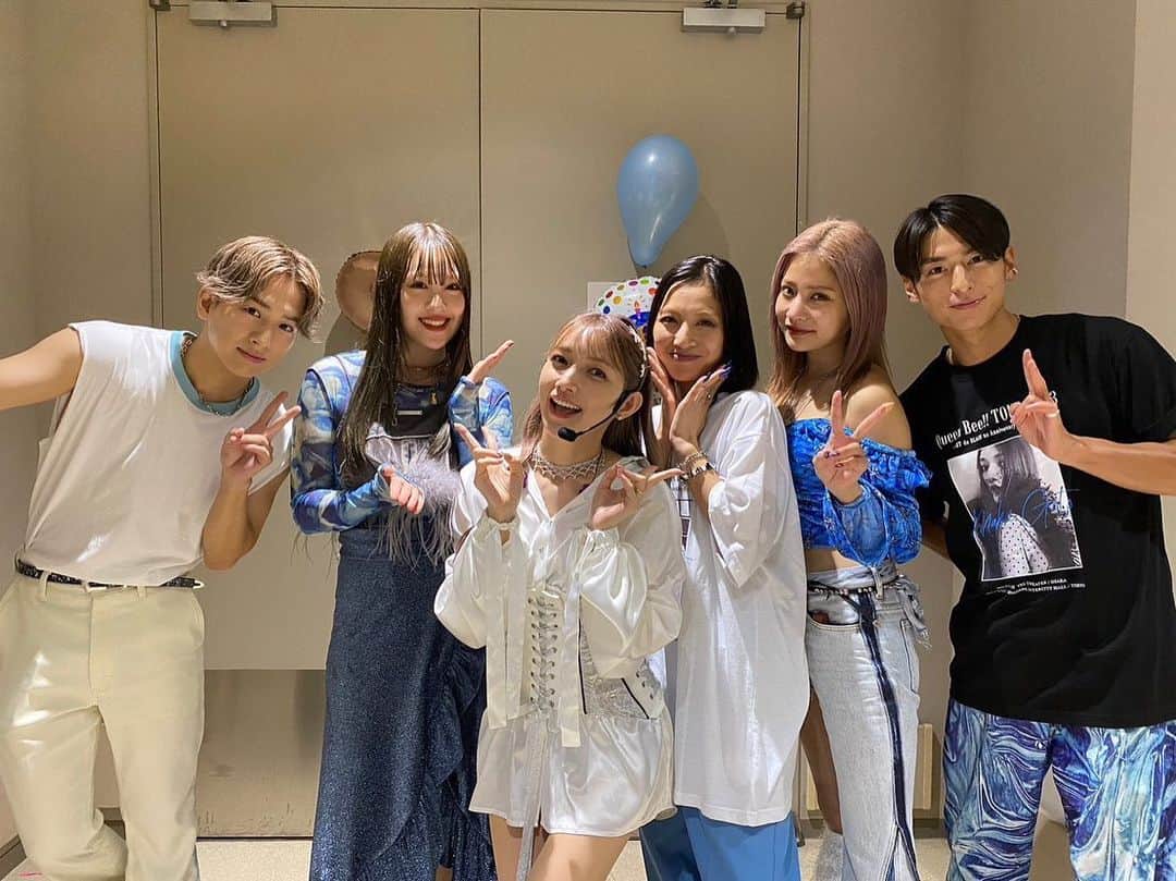 moca のインスタグラム：「「後藤真希 Queen Bee!! TOUR 2023  ～SWEETでBLACKAnniversary&Birthday～」 本編からアンコールまで 沢山出させて頂き本当に感謝です😭 ⁡ 真希さんとLOVEマシーンの パフォーマンスができた事、 一生の自慢です😫🤍 ⁡ そしてファンの皆さん、 暖かく迎えて下さり有難うございました😭 ⁡ 改めて真希さんお誕生日おめでとうございます🥰 ⁡ 優しさが溢れてて本当に素敵な方😭😭 大好きです！  #後藤真希 さん #lol #エルオーエル」