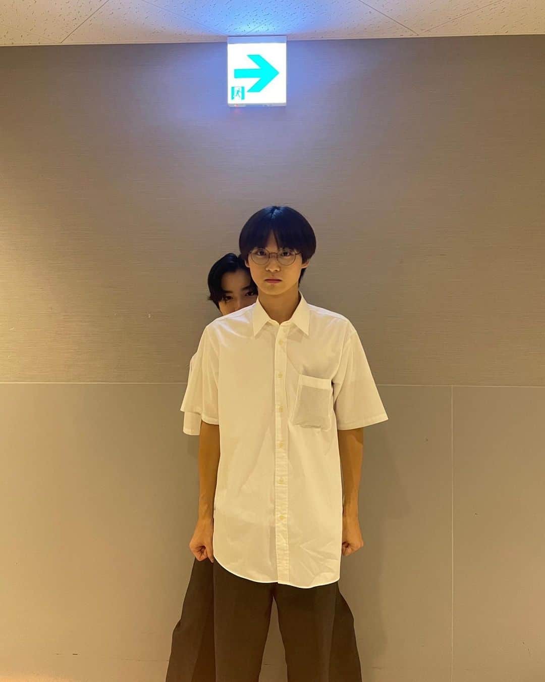 福崎那由他さんのインスタグラム写真 - (福崎那由他Instagram)「🏫 ⁡ 『最高の教師 1年後、私は生徒に■された。』 全10話ご覧頂きありがとうございました。 ⁡ 作品に関わってくださった皆様のおかげで、眉村紘一という人間を演じられて、眉村紘一として作品の中で生きることができたと思います。 ⁡ そしてなにより、僕としても眉村としても、萩原護くん演じる日暮がずっと隣にいてくれたことが本当に心強かったです。 ⁡ 最高の教師という作品を築き上げる一人になれたことが本当に嬉しいです。 ⁡ ありがとうございました。  #最高の教師  #まゆひぐ」9月23日 23時22分 - nayuta_fukuzaki_