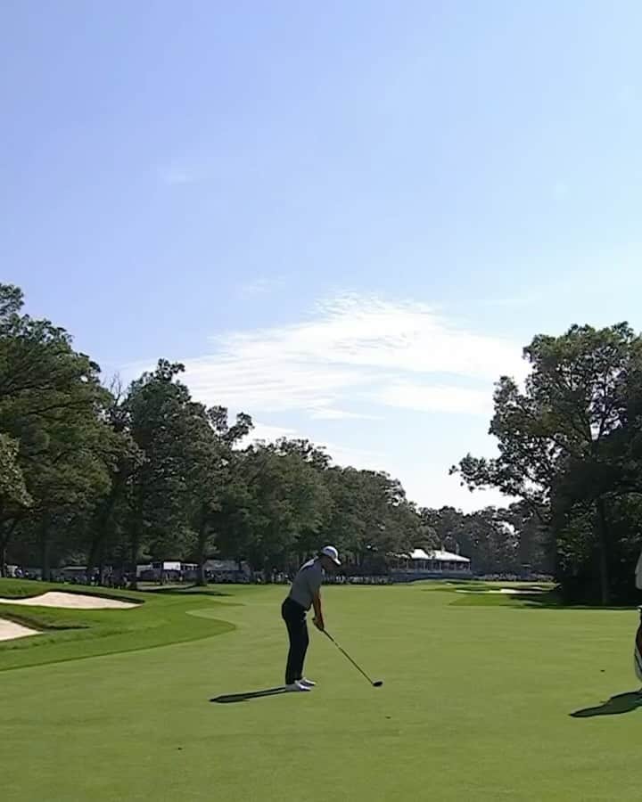PGA TOURのインスタグラム：「Best tracers of the season so far 🏌️‍♂️」