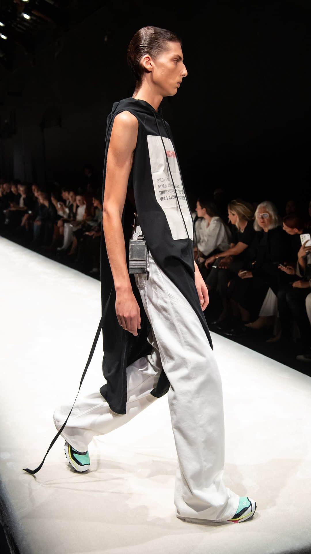 のインスタグラム：「The #MM6 Maison Margiela Spring-Summer 2024 invitation print」