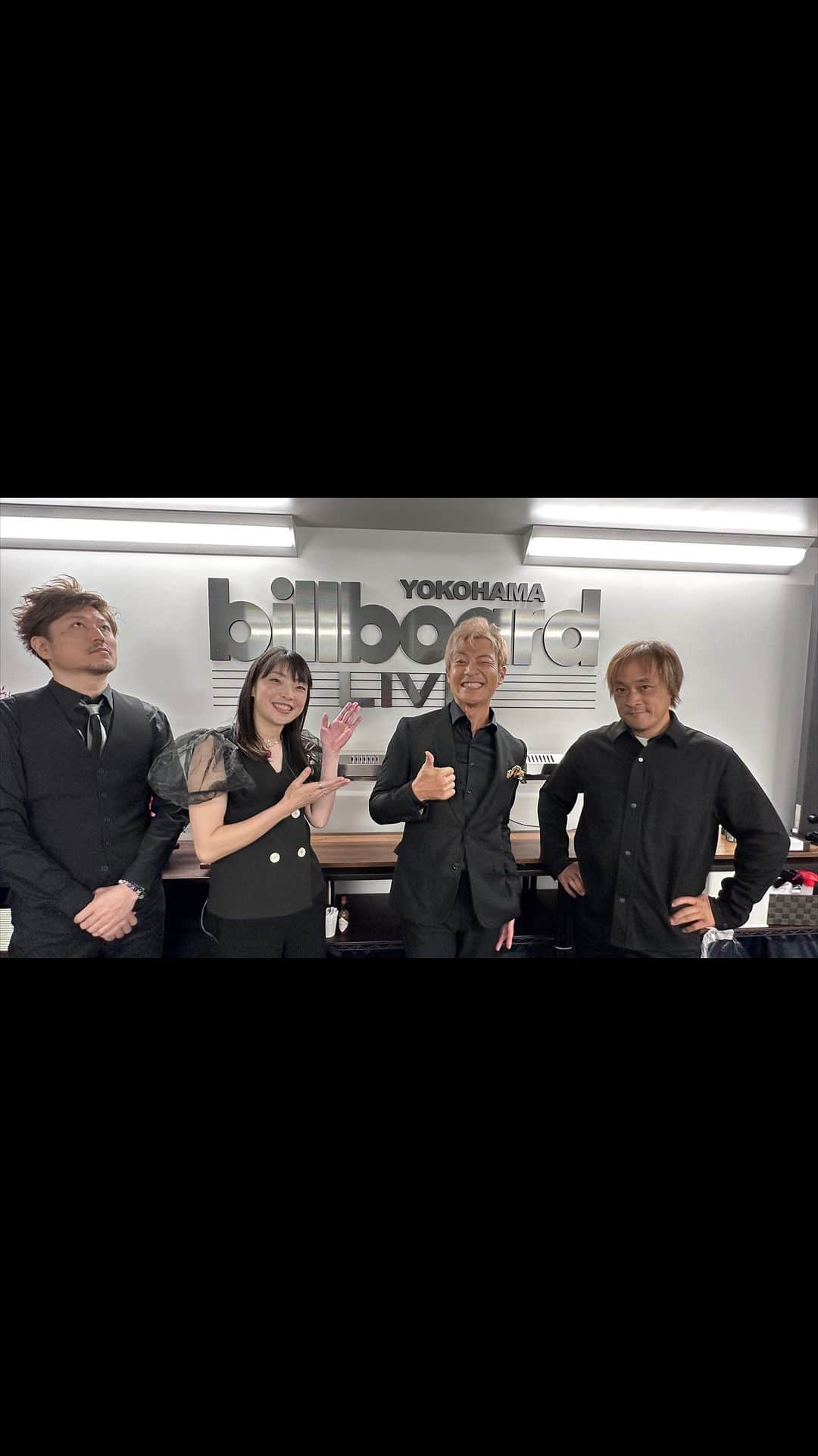 つるの剛士のインスタグラム：「先日のbillboard OSAKAに続いて本日billboard YOKOHAMA。  ご来場いただき誠にありがとうございました。  しあわせです💐  40周年、50周年…  これからも歌うつるのもよろしくお願いいたします。  取り急ぎ。。  本当にありがとうございました  #billboardyokohama @billboardlive_yokohama  #billboardOSAKA @billboardlive_osaka  #つるの剛士芸能生活30周年記念ライブ gt.#五十嵐勝人 cello.#古川淑恵 p.#高山和芽 #TeamWhiteStone」