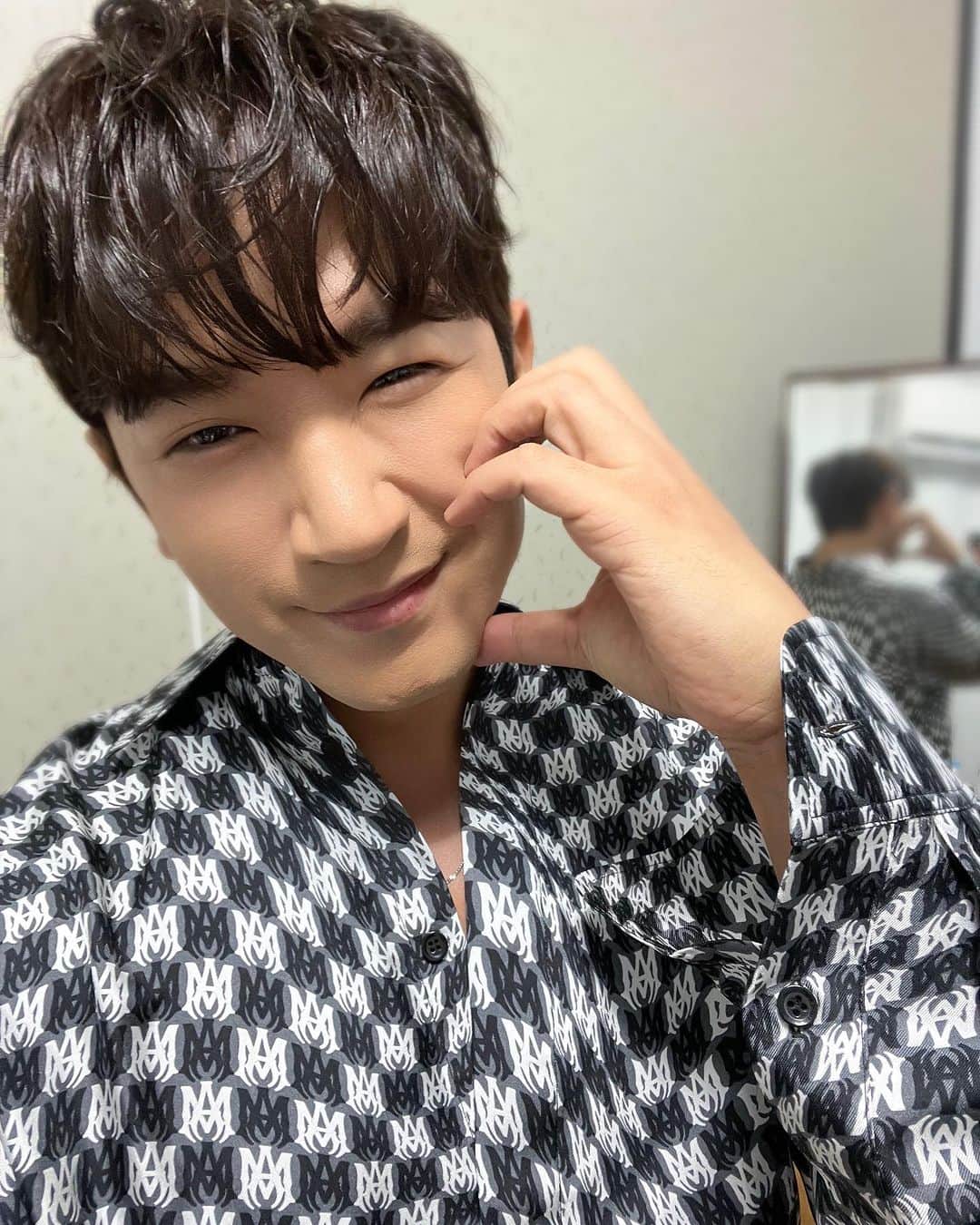 イ・ミヌさんのインスタグラム写真 - (イ・ミヌInstagram)「GN🌙✨」9月23日 23時52分 - mstyle79