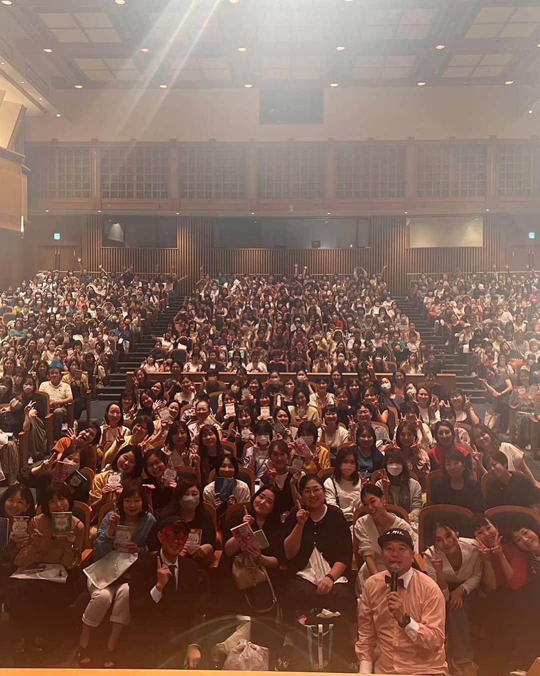 ゲッターズ飯田さんのインスタグラム写真 - (ゲッターズ飯田Instagram)「1000人占い残り581人」9月23日 23時55分 - iidanobutaka