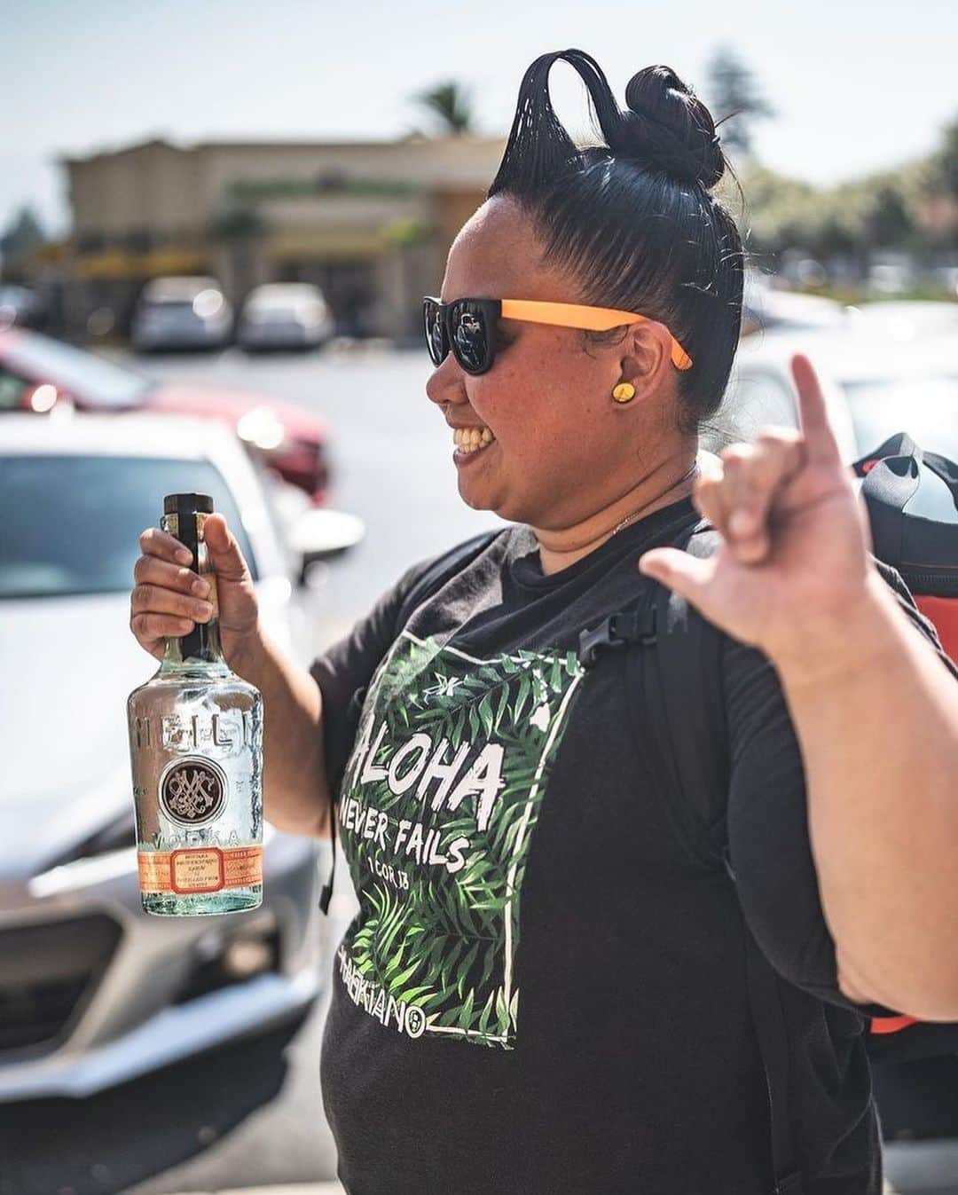 ジェイソン・モモアさんのインスタグラム写真 - (ジェイソン・モモアInstagram)「Repost from @meilivodka • The People of Meili - Bay Area area style. THANK YOU to the community who came out yesterday!」9月24日 0時17分 - prideofgypsies