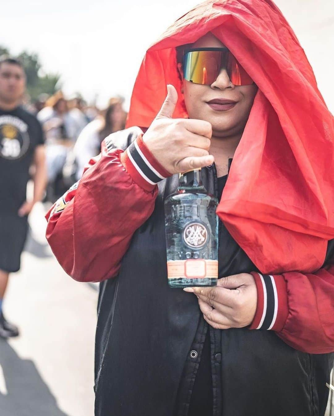 ジェイソン・モモアさんのインスタグラム写真 - (ジェイソン・モモアInstagram)「Repost from @meilivodka • The People of Meili - Bay Area area style. THANK YOU to the community who came out yesterday!」9月24日 0時17分 - prideofgypsies