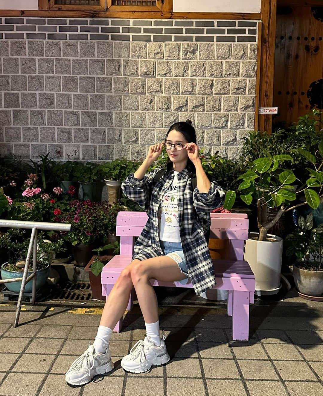 ナム・ボラさんのインスタグラム写真 - (ナム・ボラInstagram)「꿈을 찾아 떠난 미림이에요✌️🙂 저의 꿈은 이뤄질까요?🤔   #효심이네각자도생」9月24日 0時23分 - nambora