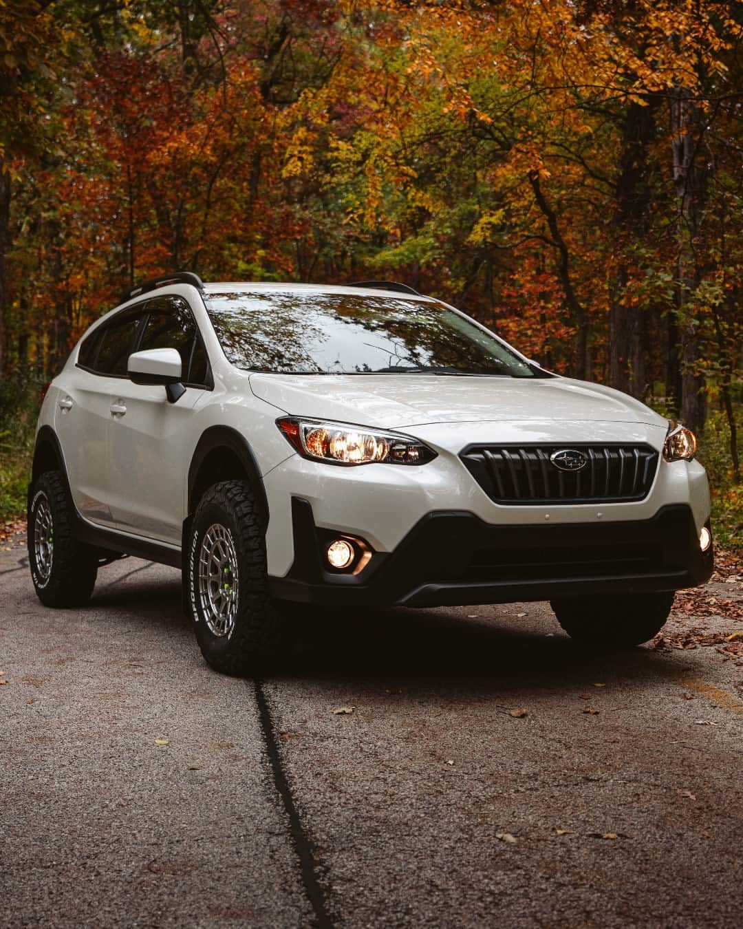 Subaru of Americaさんのインスタグラム写真 - (Subaru of AmericaInstagram)「Where are you going on your first Fall #SubieAdventure? Let us know in the comments!🍂🍃🍁 #FirstDayOfFall  (📸: Rob Anderson - @s14rob)」9月24日 0時24分 - subaru_usa