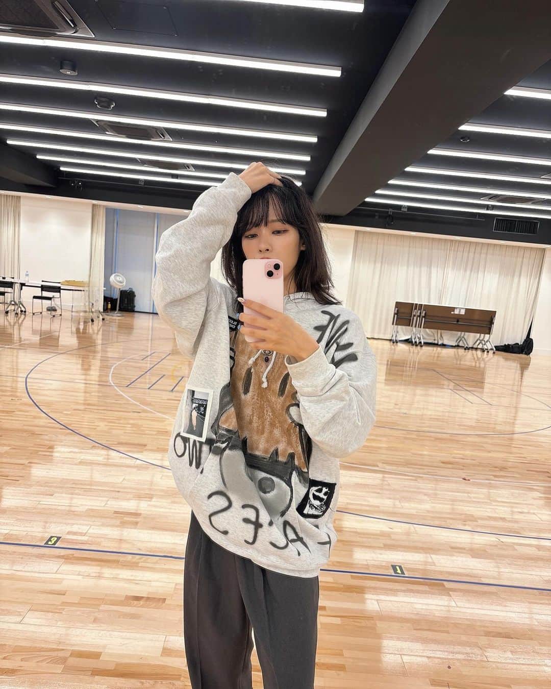 MIYUUのインスタグラム：「DAY-2🩷 #happiness」