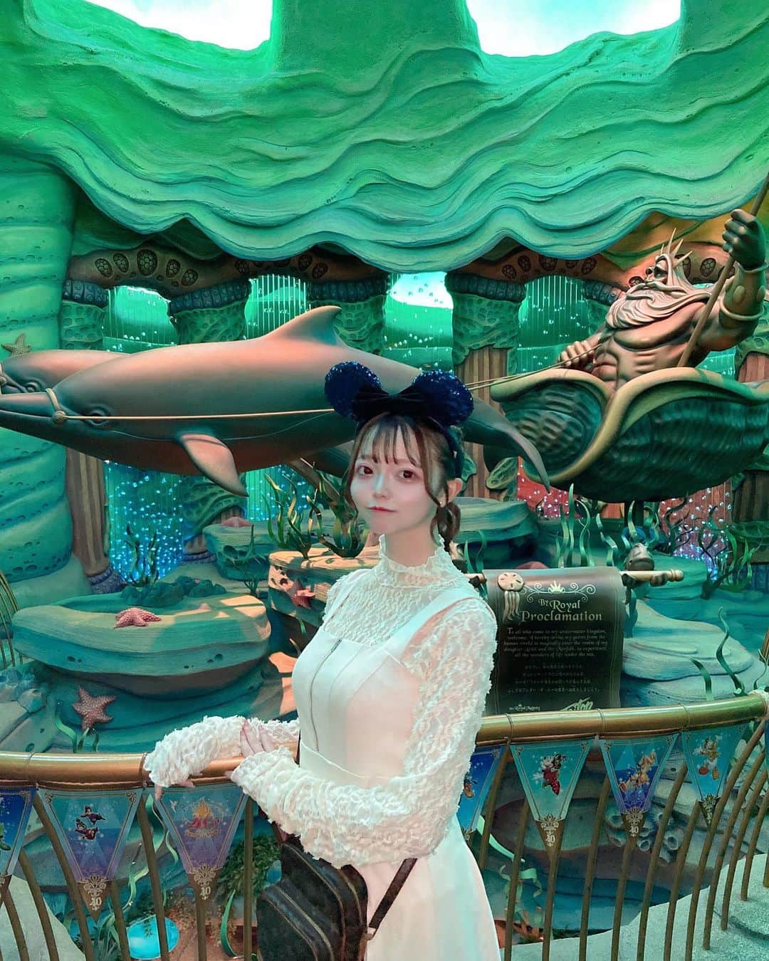 奥本陽菜さんのインスタグラム写真 - (奥本陽菜Instagram)「#マーメイドラグーン  ・ ・ 夢の国やっぱり大好き🥺  #夢の国  #ディズニー  #ディズニーシー  #ディズニーコーデ  #ディズニーヘアアレンジ  #ディズニーヘア」9月24日 1時18分 - hinanohiroshima