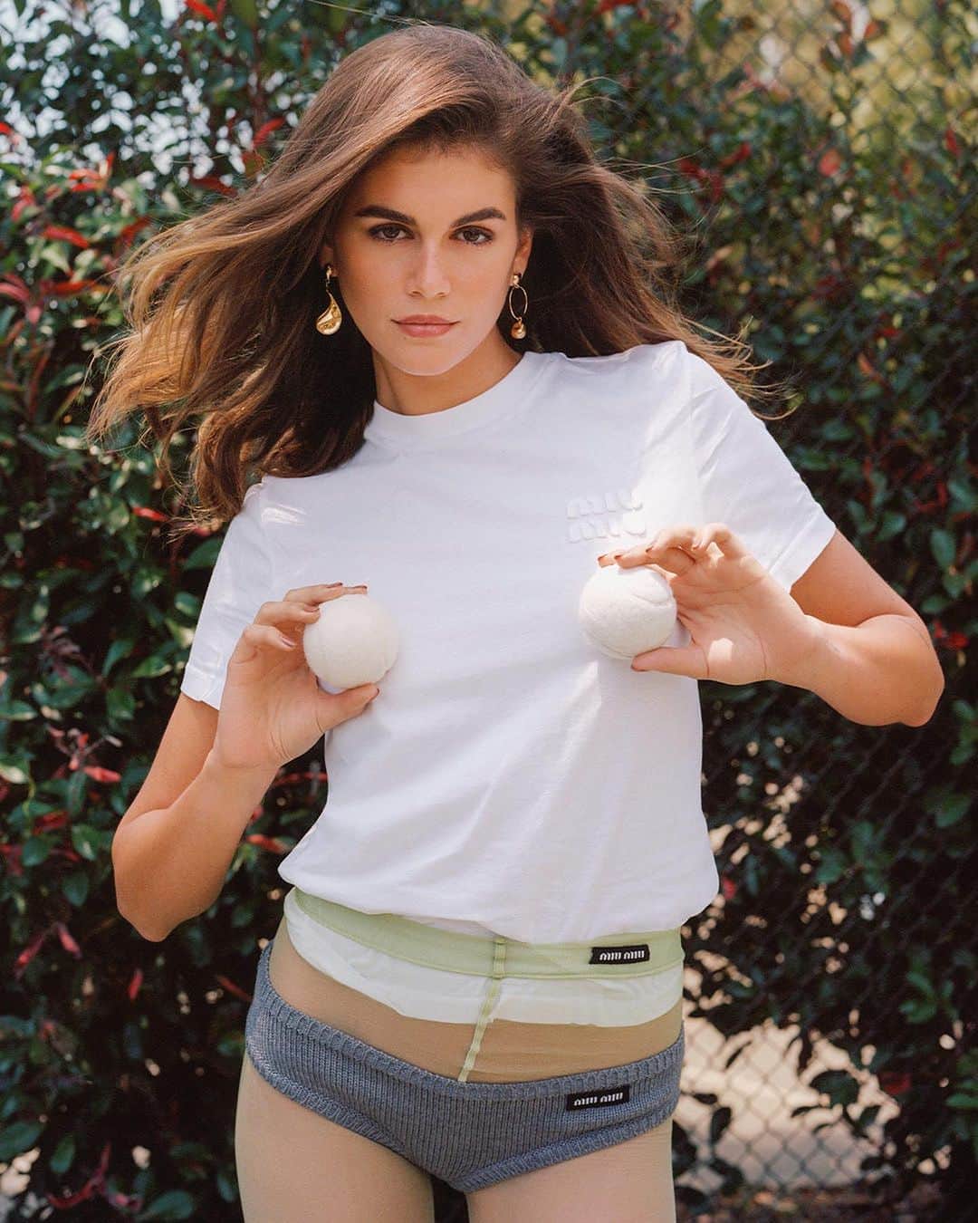 who-what-wear-who-what-wearinstagram-some-people-go-to