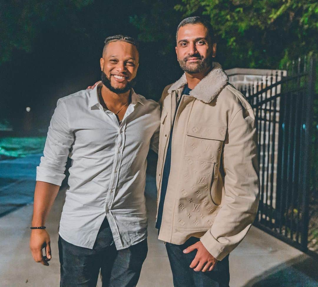 ロビンソン・カノのインスタグラム：「🔥 @kash_shaikh x @robinsoncano 🔥 #baseballunited」