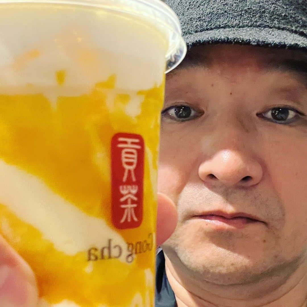 池田鉄洋のインスタグラム：「たまにはインスタらしい写真でもと思って、撮ってみたけど、なんかちょっと、みんなが撮ってる感じと違う。なにがいかんの？」