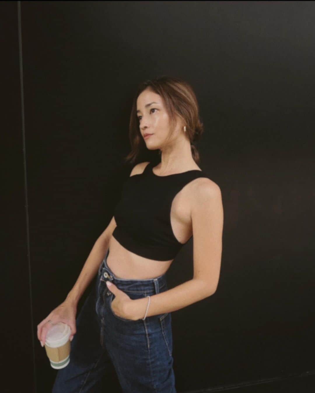 黒木メイサのインスタグラム：「春頃。  いまより締まってるな🤔 がんばろっと」