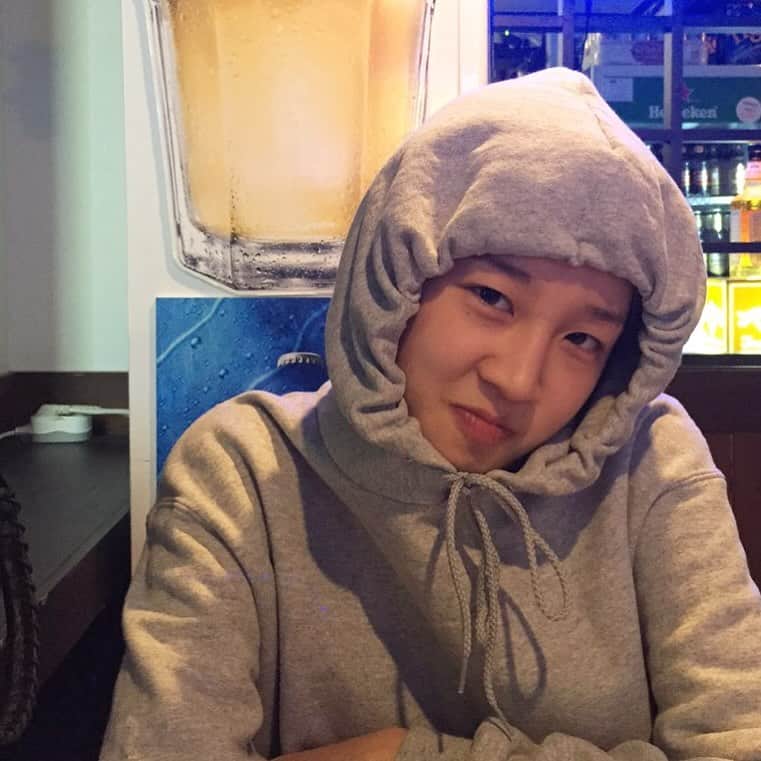 パク・ボラムのインスタグラム：「🐷」