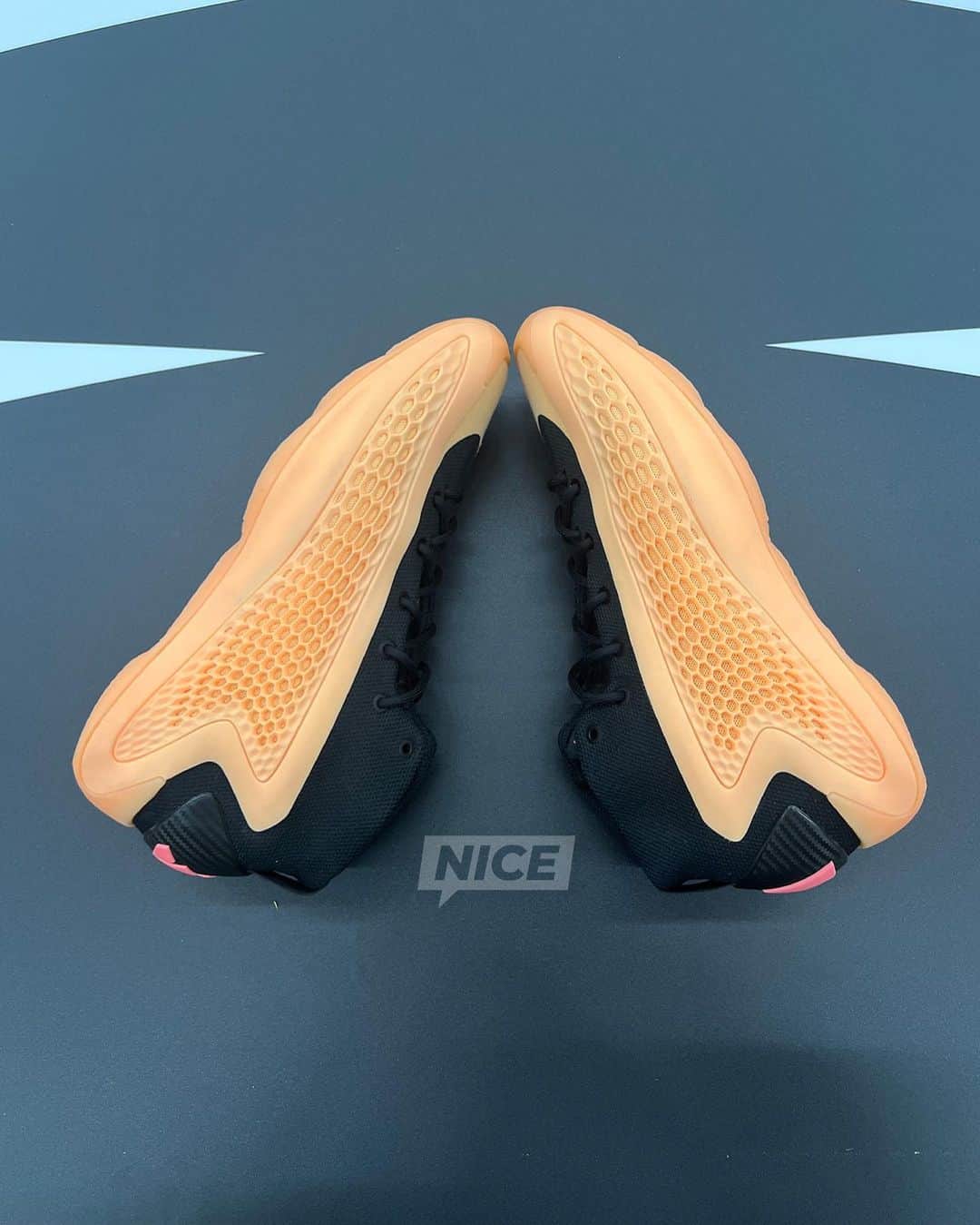 Nice Kicksさんのインスタグラム写真 - (Nice KicksInstagram)「Anthony Edwards unveiled his debut signature adidas sneaker, the adidas AE 1, at his youth basketball camp today in Atlanta 👀🍑 @nicekickshoops   Expected to drop later this year, what do you think of adidas’ newest signature hoop shoe? 🤔🏀  LINK IN BIO for more info 📲」9月24日 5時13分 - nicekicks