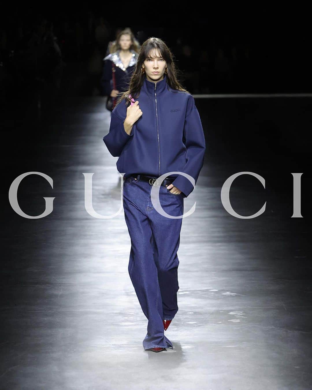 グッチのインスタグラム：「A story of travels around the world, but still feeling at home wherever you are.  #GucciAncora #GucciSS24」