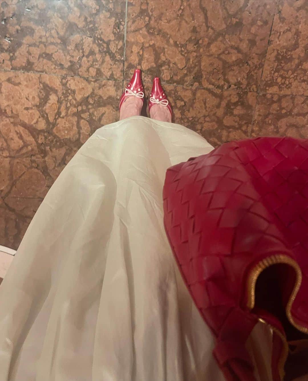 エルザ・ホスクさんのインスタグラム写真 - (エルザ・ホスクInstagram)「🌹🥀🌹」9月24日 7時31分 - hoskelsa