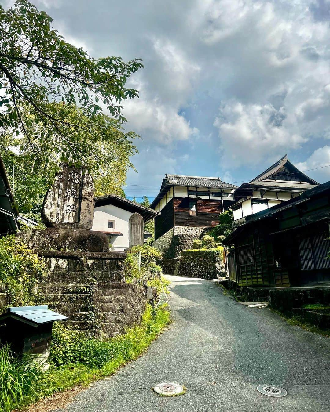 ののさんのインスタグラム写真 - (ののInstagram)「栗きんとん金時🍧長野県 まだ暑いけど少し秋を感じる栗のかき氷🌰 妻籠宿にある茶房ゑびやにて  #妻籠宿#妻籠宿グルメ#かき氷#かき氷屋さん#かき氷部#かき氷巡り#かき氷大好き#長野県#長野観光#長野旅行#長野グルメ#長野カフェ#栗#栗きんとん」9月24日 7時55分 - nonoko0309