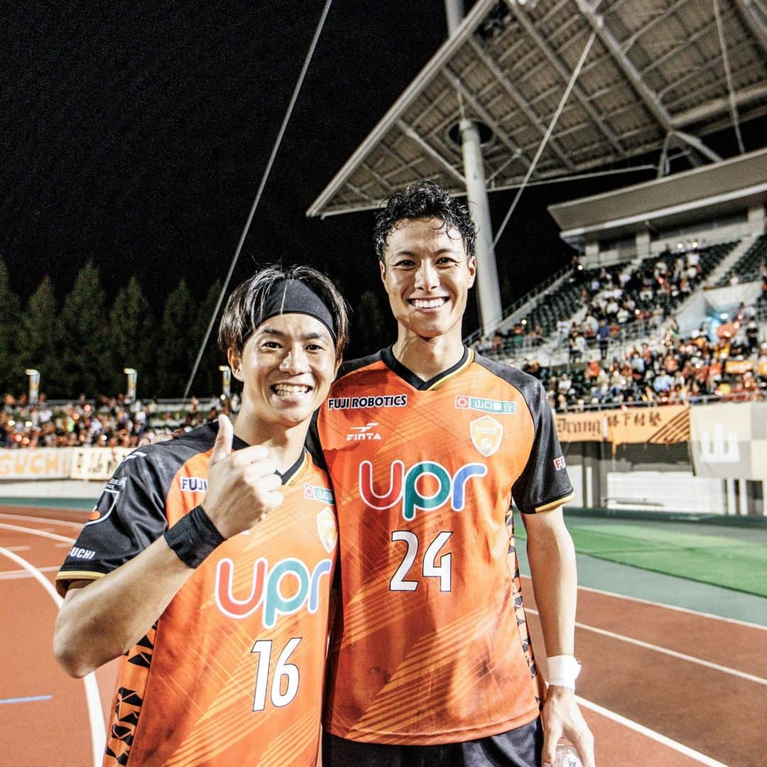 レノファ山口FCさんのインスタグラム写真 - (レノファ山口FCInstagram)「9.23🆚群馬 カメラマン菓子谷さんのピックアップフォト！番外編！ #renofa」9月24日 8時07分 - renofa_yamaguchi