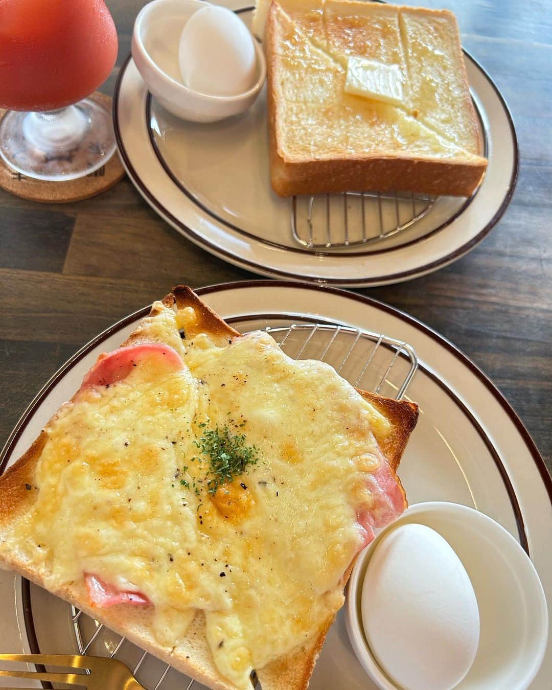 藤原あずさのインスタグラム：「. 休業前に駆け込み🏃‍♀️💨 再開したらヘビーユーザー目指す。  歴代トーストたち🍞  #トースト  #うまい」