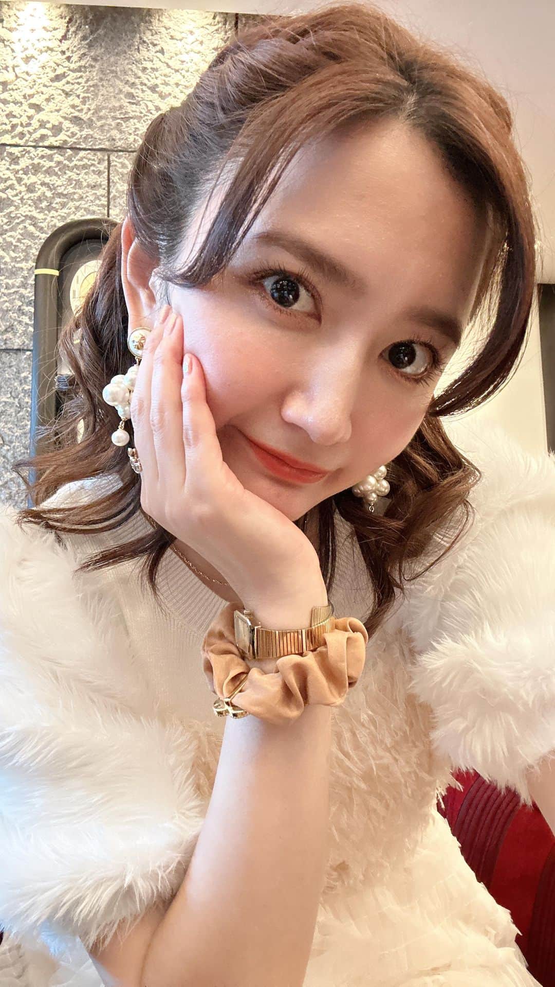 清水楓のインスタグラム：「20周年ということで少しだけ そうですね、そうですね、そうですね」