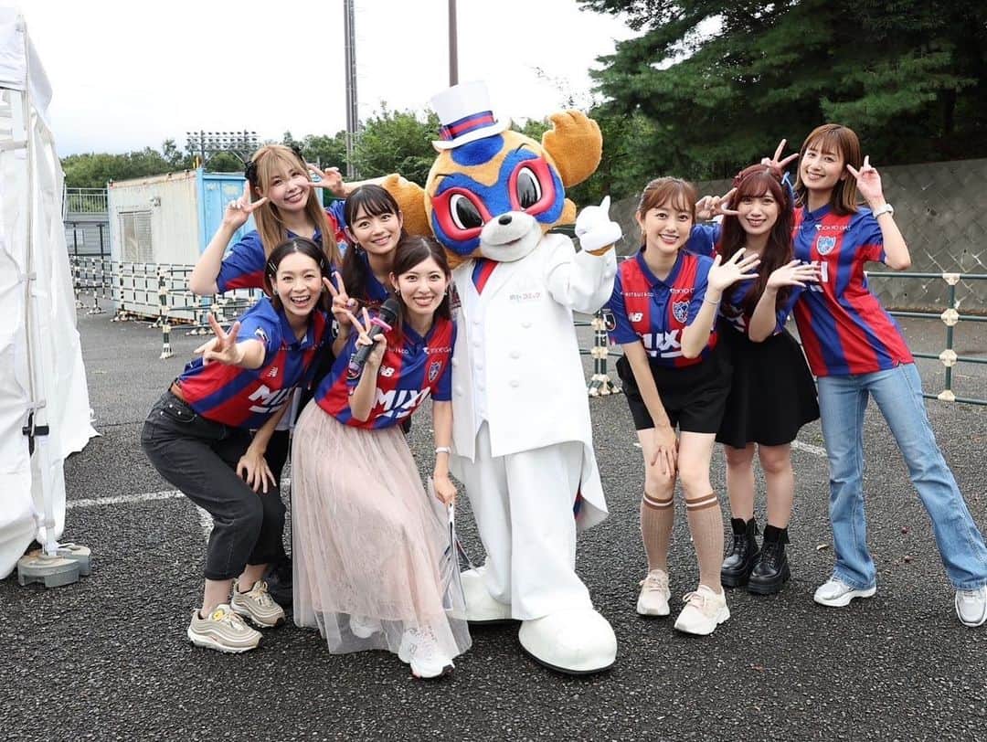 酒井瞳さんのインスタグラム写真 - (酒井瞳Instagram)「メンバーと久しぶりのライブ🎤  FC東京のサポーターのみなさんが大切に歌い続けてくれている  サマーライオン🦁  アイドリング!!!の盛り上がりソングから  FC東京の応援ソングになって  愛され続けてる曲🌈  メンバーとも久しぶりにわーわー言いながら過ごして  ライブではみんなと一緒に騒いで  本当に楽しい時間だった...！  みなさんありがとうございました😆  #FC東京 #fctokyo #サッカー #⚽️ #アイドリング」9月24日 9時49分 - s.sakaihitomi