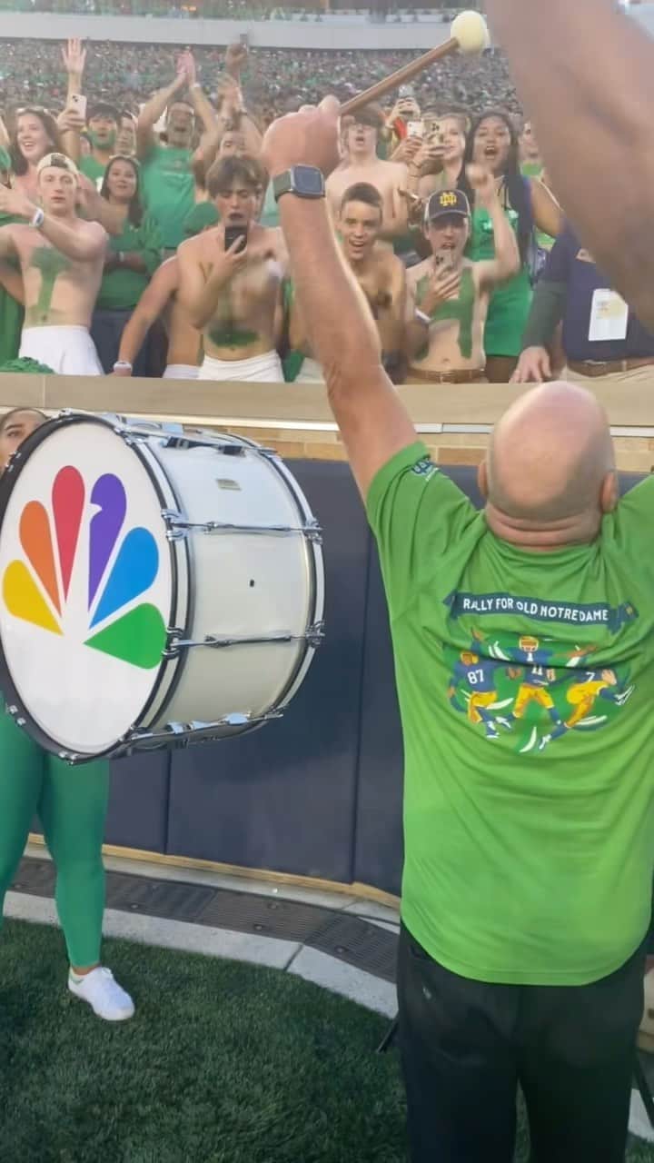 ディーン・ノリスのインスタグラム：「Let’s go Irish!! #notredame」