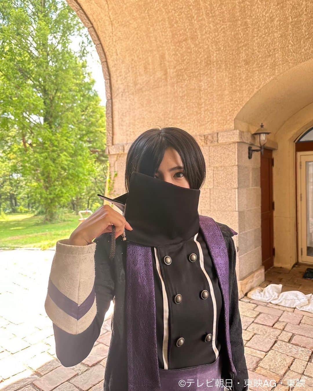 平川結月のインスタグラム：「👑 ⁡ 王様戦隊キングオージャー第30話 ありがとうございました！ ⁡ ｢氷の秘術｣ リタの右目の秘密が明らかとなりました。 法で裁けぬ悪を自分もろとも封印する。 ｢ターセルス･ミルーリア･ダ･パーゴ｣ 私が地獄に落ちてもこいつだけは地獄に落とす。 ⁡ リタの何があっても必ずチキューを守るという強い覚悟を感じて頂けていたら嬉しいです…！ ⁡ そして、ヒメノ。 ありがとう。 ⁡ 来週は第31話。 リタが檻の中に入ってましたけど、どうしたんでしょうね？笑 お楽しみに💫 ⁡ #王様戦隊キングオージャー #キングオージャー #ゴッカンは不動 #ターセルスミルーリアダパーゴ」